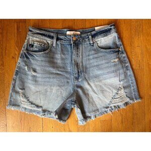 NWT KanCan Womens Size 13/30 High Rise Mom Shorts Distressed Light Wash